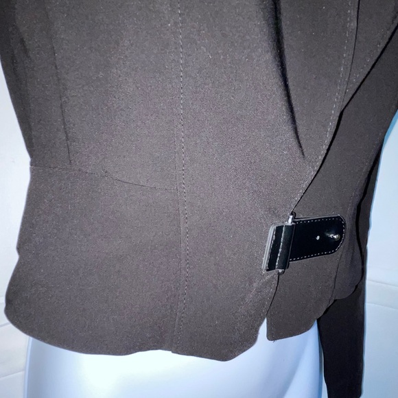 Cropped Blazer - Picture 3 of 5